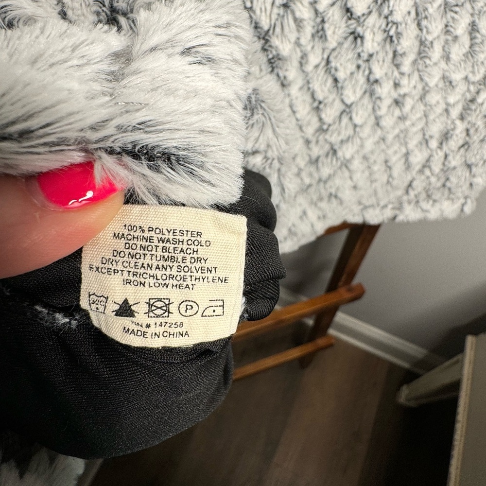 Simply Southern Quarter Zip Fuzzy Pullover - Picture 6 of 7